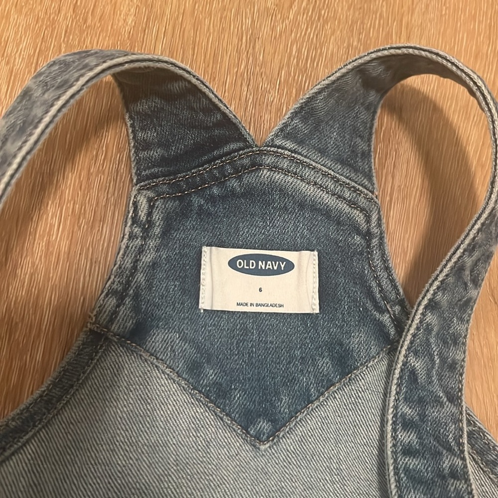 OLD NAVY Overalls Size 6 distressed with one side zipper - Picture 6 of 12